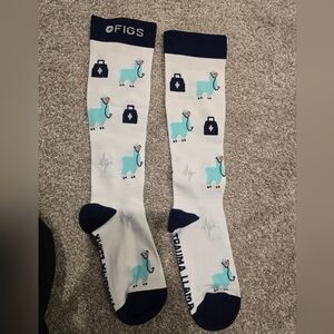 Trauma Llama White and Blue Men's Socks
